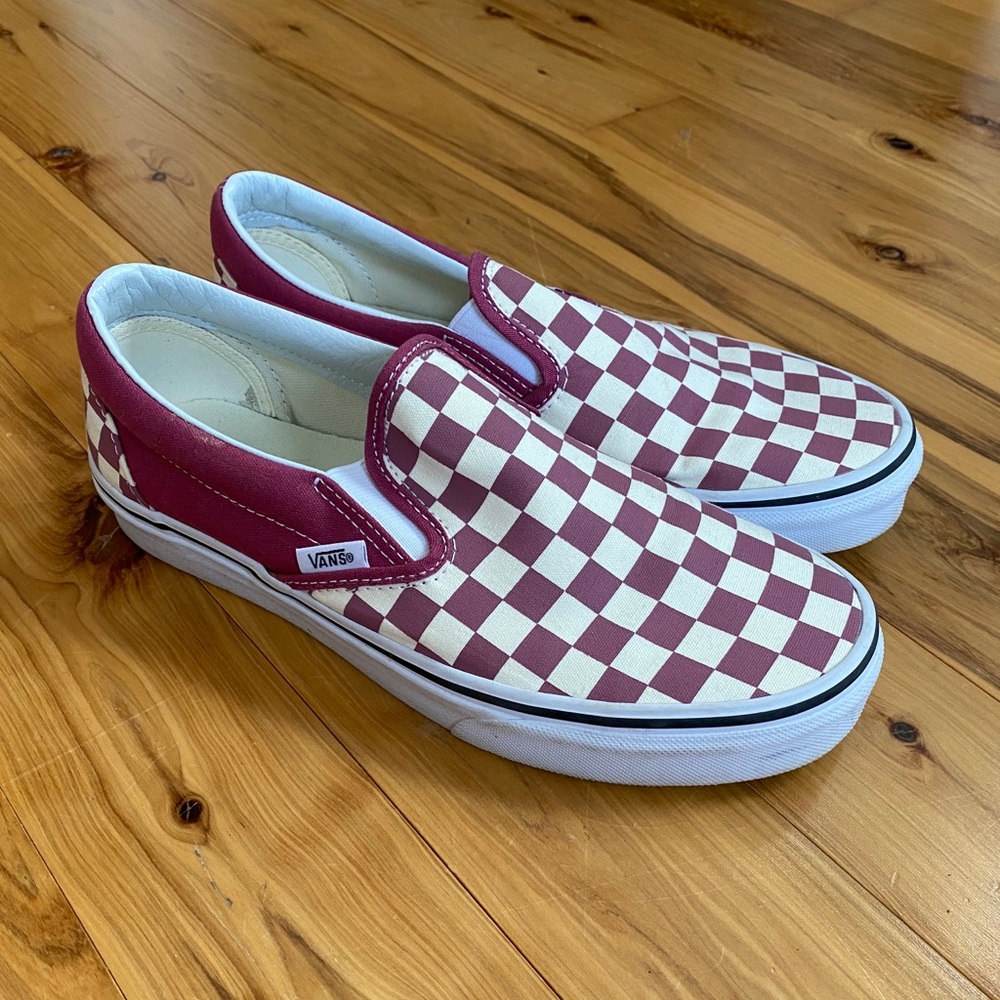 Checker Maroon Vans